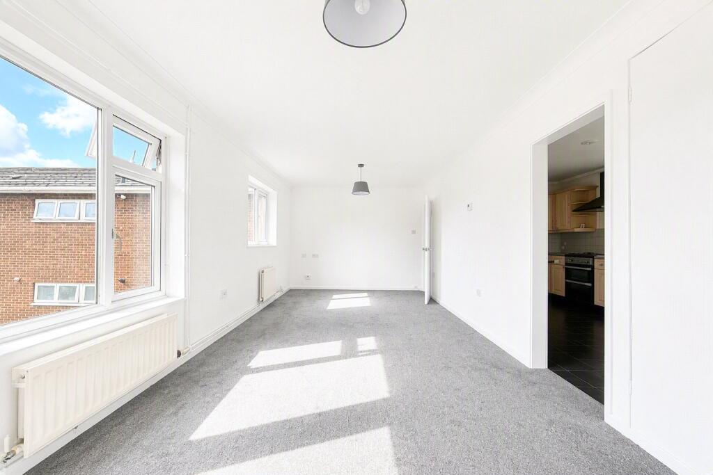 Apartment in Norwich, Norfolk - More