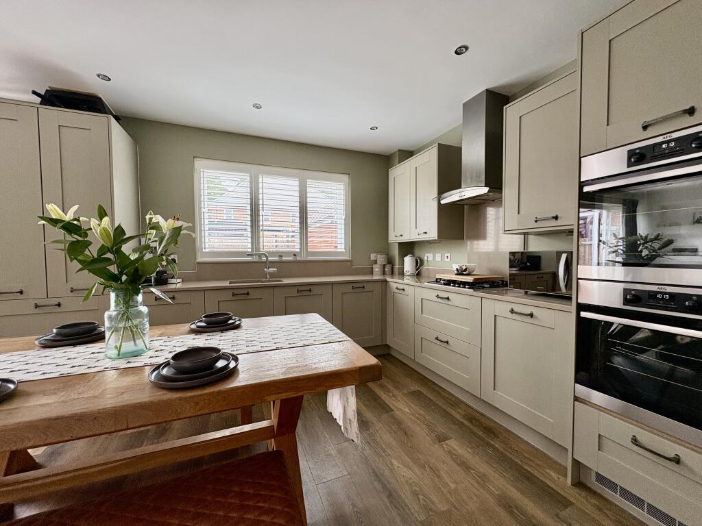 Devon Way, Parklands, Northampton - View 4