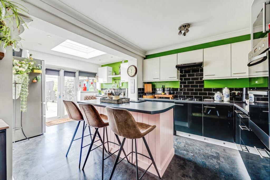 Main image of property: Ferndale Road, Swindon, Wiltshire, SN2