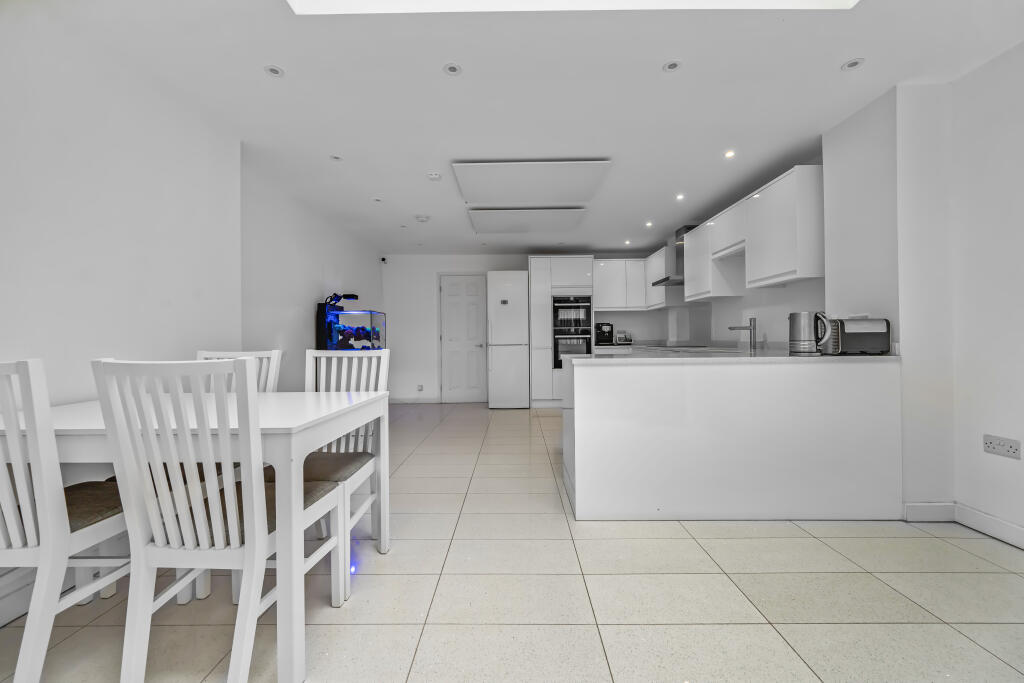 Additional image 15 of Wheat Close, St. Albans, AL4