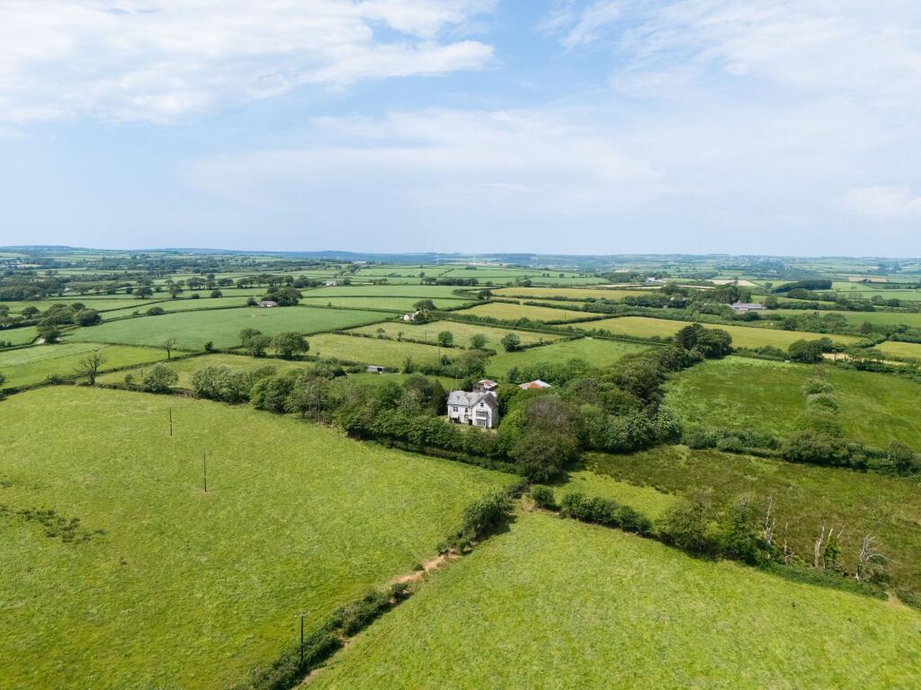 Main image of property: Bradworthy, Holsworthy, EX22