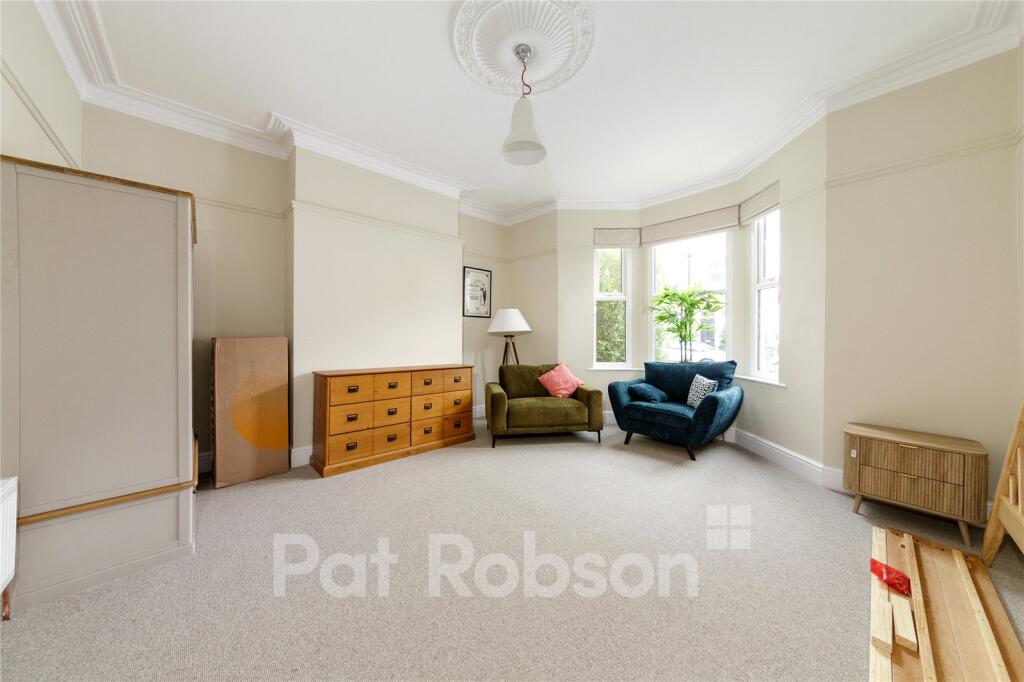 Apartment in Newcastle upon Tyne - View 5