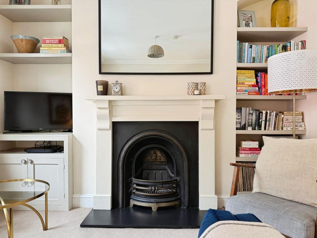 Main image of property: Glengall Road, London, SE15