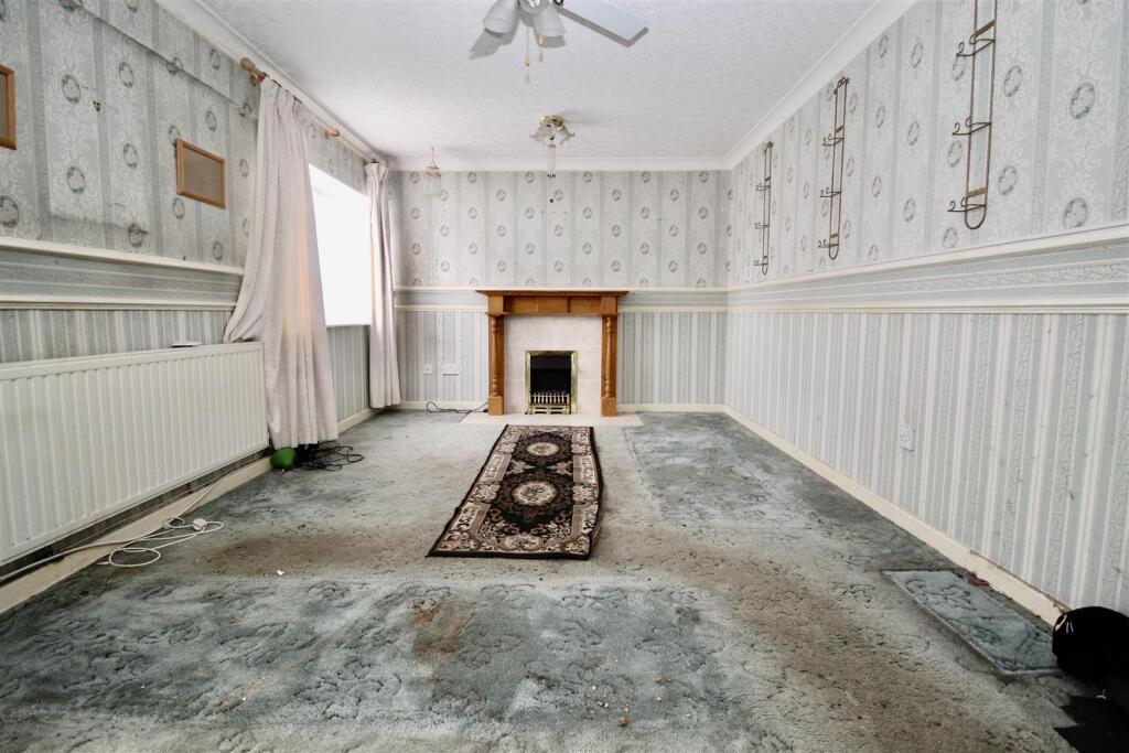 House in Solihull, Chelmsley Wood - View 2