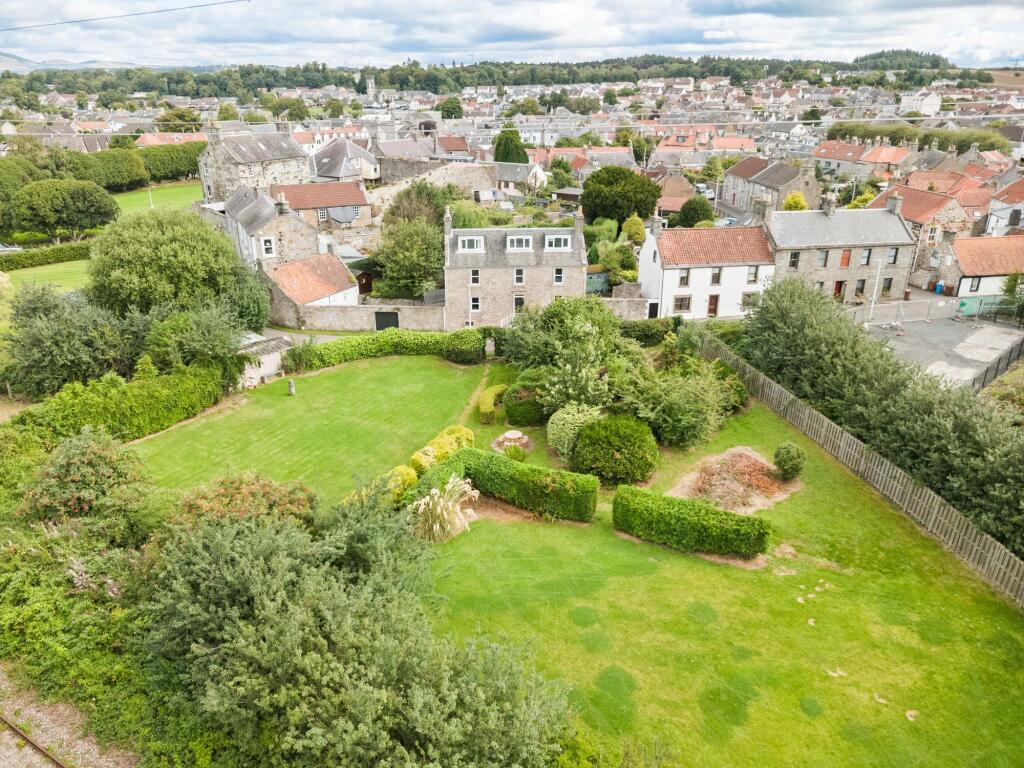 House in Falkirk - View 3