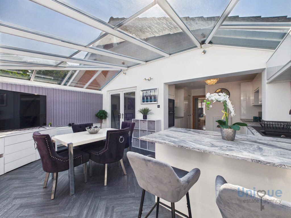 Ramsey Close,  Lytham St. Annes, FY8 photo 3