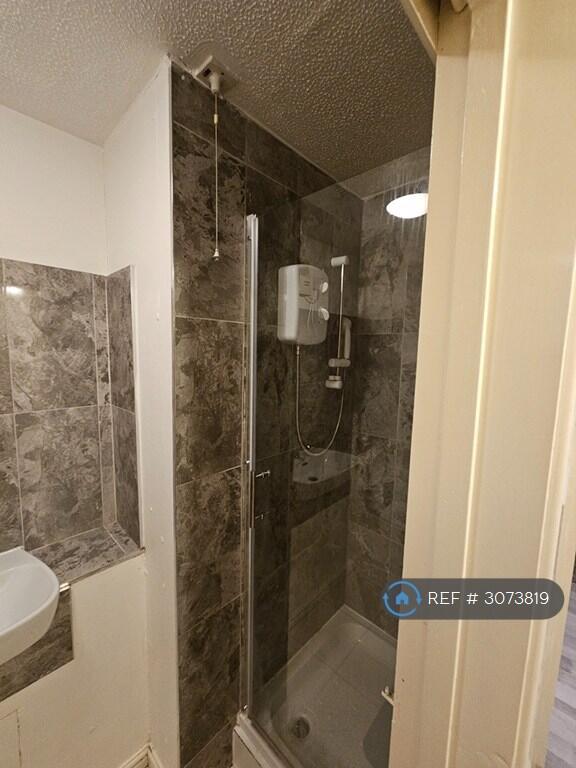 Apartment in Cambridge - View 4
