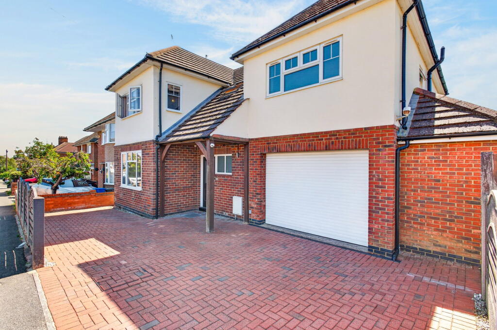House in Kettering, North Northamptonshire - View 4
