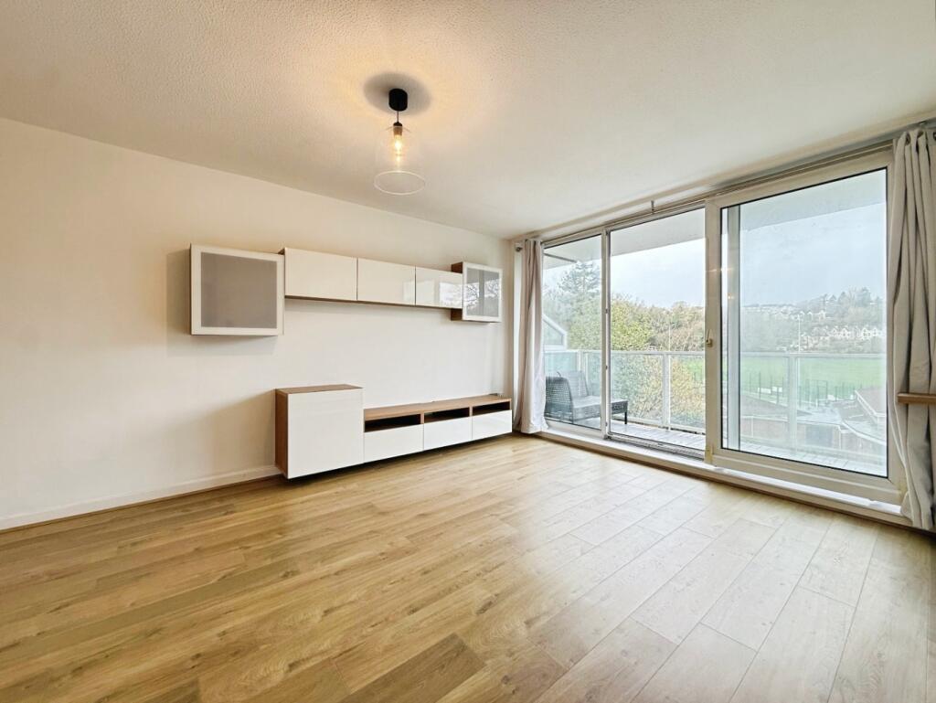 Apartment in Newton, Rotherslade, Mumbles - View 4