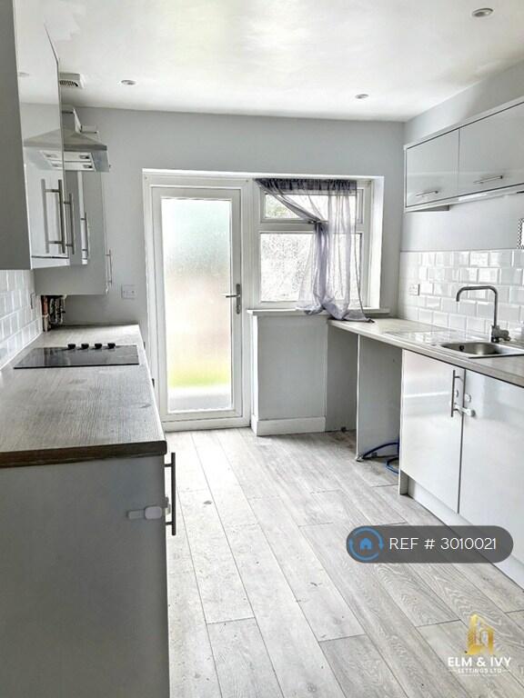 House in Cardiff - View 3