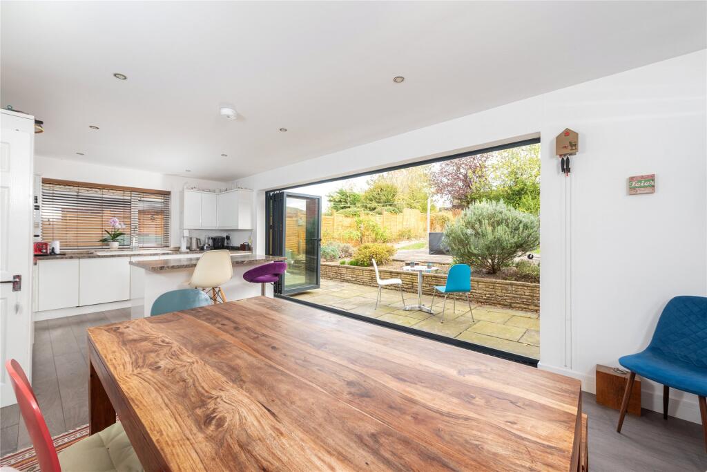 Brickhill Drive, Bedford, Bedfordshire, MK41 photo 4