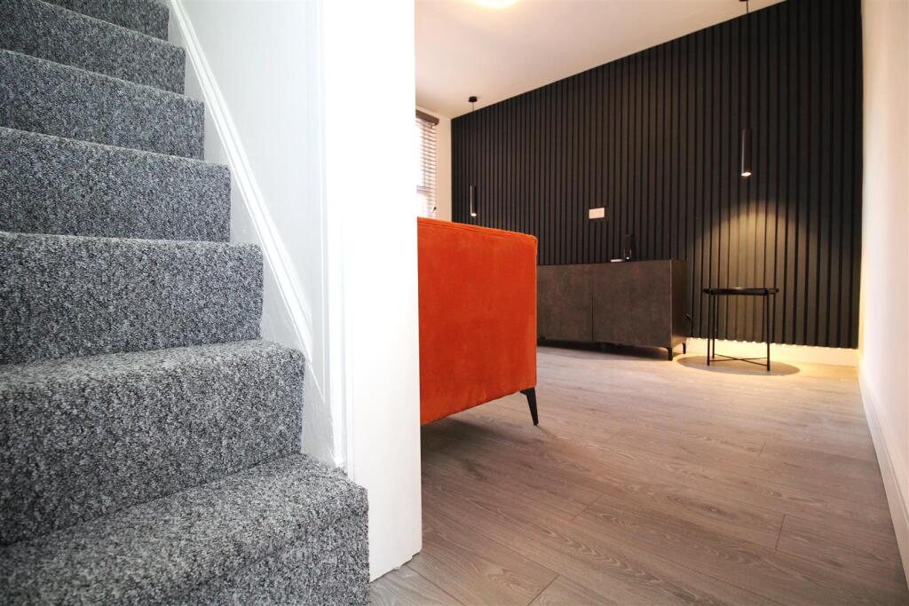 1 bedroom house share for rent