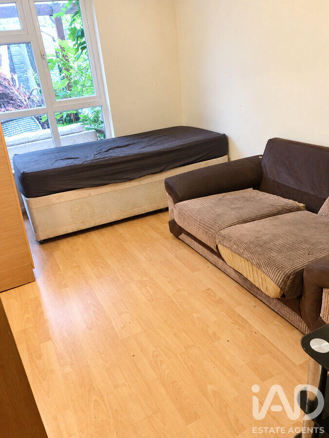 House in Epping Forest, Ninefields, Waltham Abbey - View 4