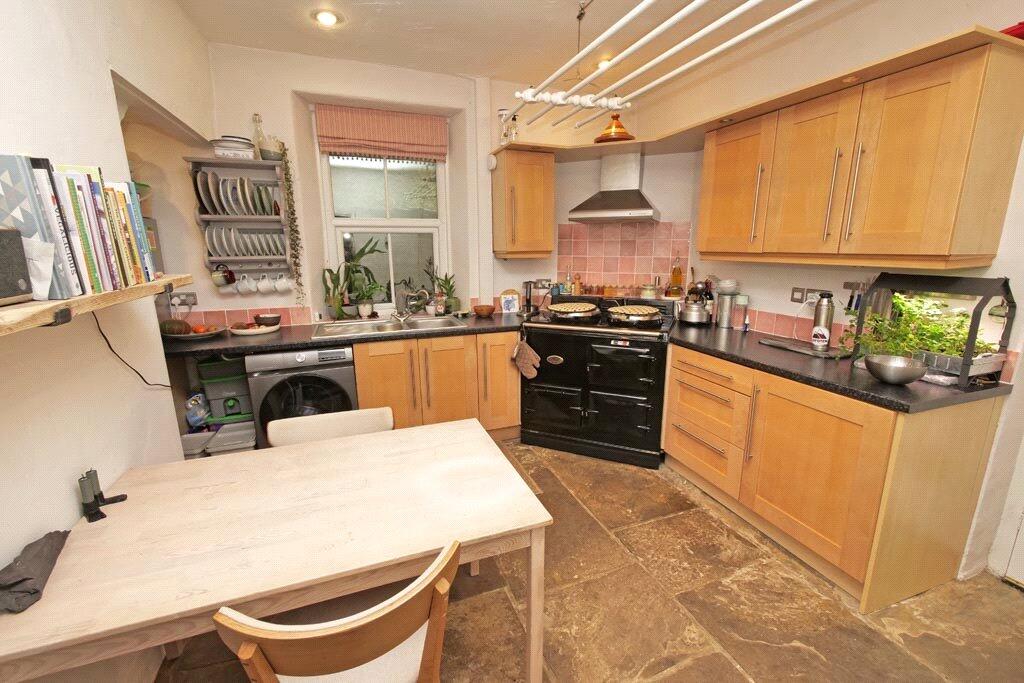 House in Carleton-in-Craven, Carleton - View 2