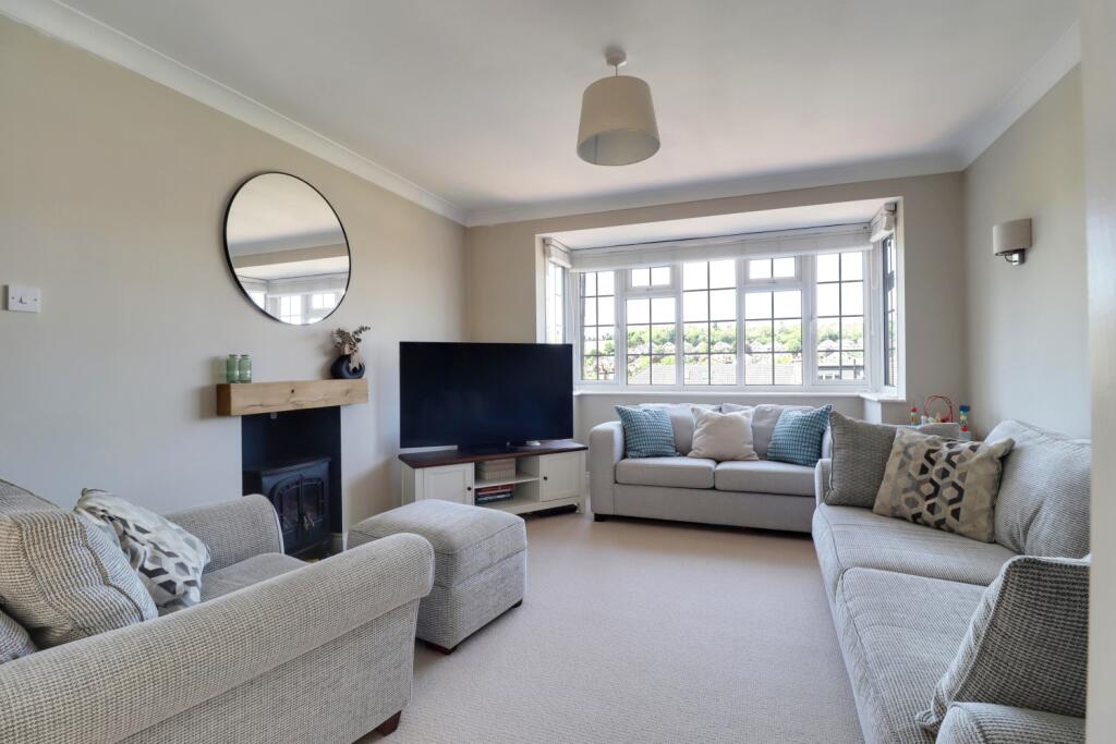 House in Croydon - View 2