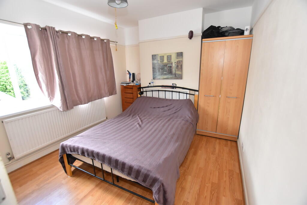 Bromley Road, Colchester photo 4