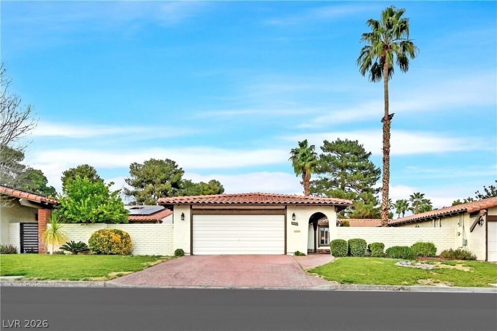 Main image of property: Nevada, Clark County, Las Vegas