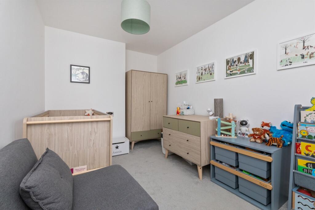 Billingshurst Road, Broadbridge Heath, RH12 - View 6