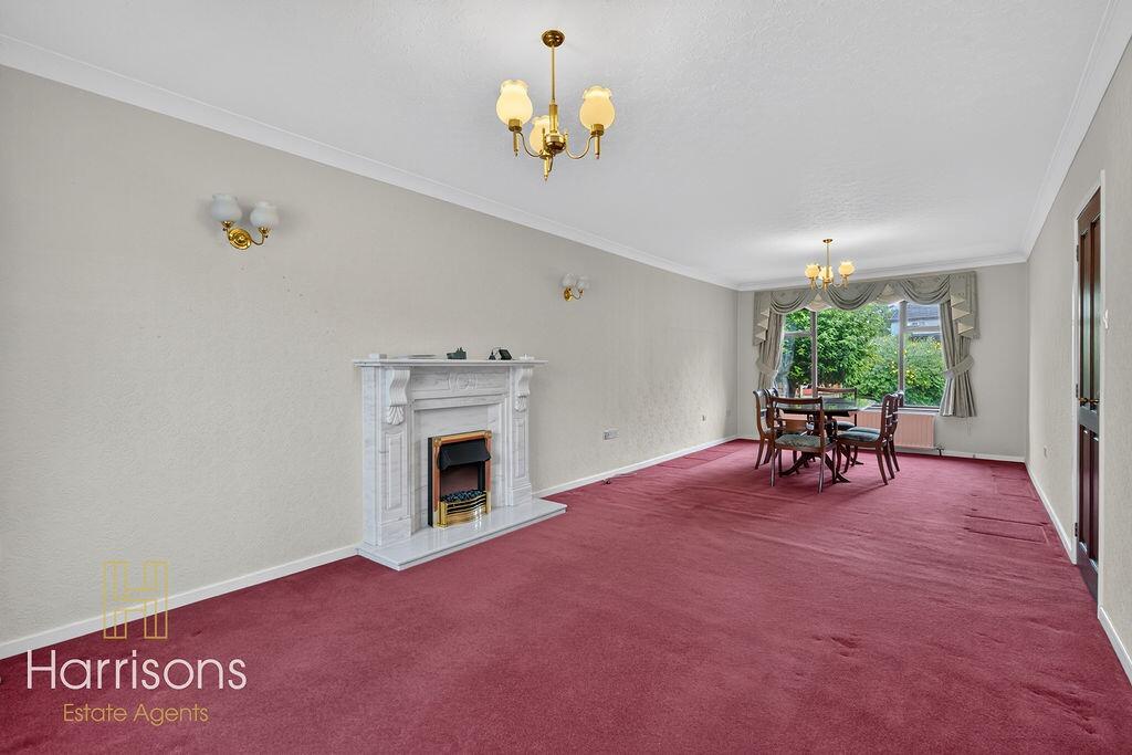 Parkwood Drive, Bolton, BL5 - View 2