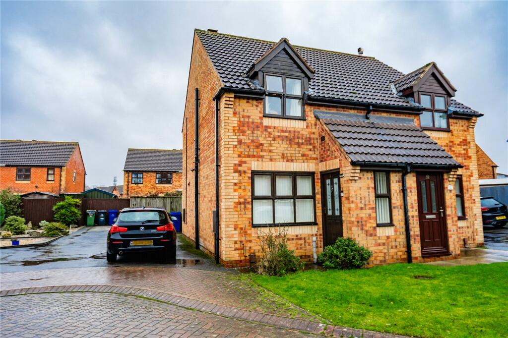 Main image of property: Foxglove Gardens, Grimsby, Lincolnshire, DN34