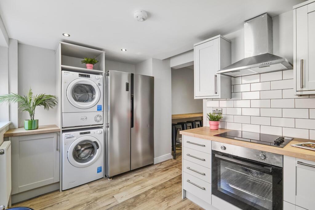 House in Leeds - View 5