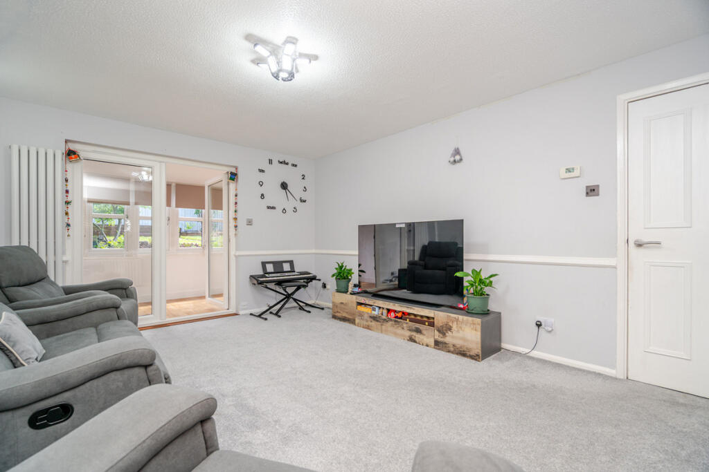 Downland, Two Mile Ash, Milton Keynes, MK8 - View 6