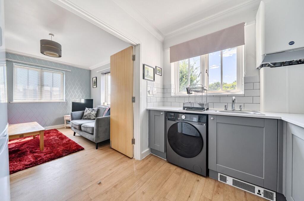 Apartment in Tonbridge and Malling, Kings Hill - View 5