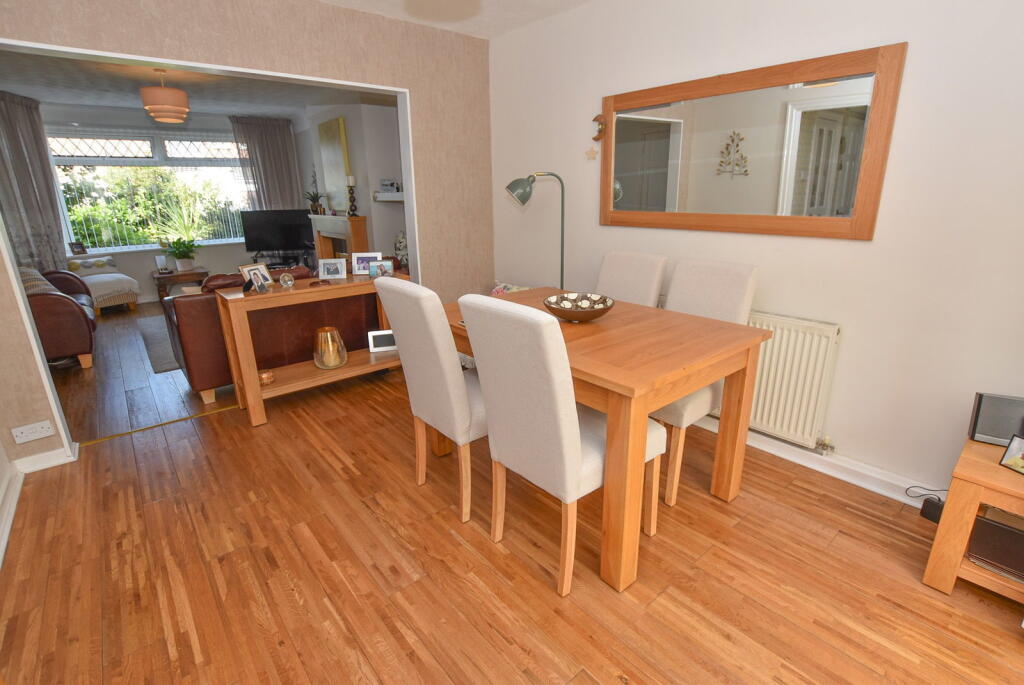House in Wirral, Liverpool City Region - View 4