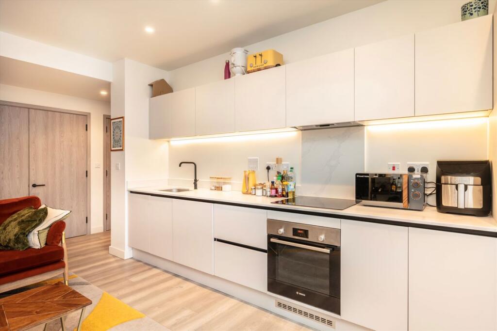Apartment in London - View 4