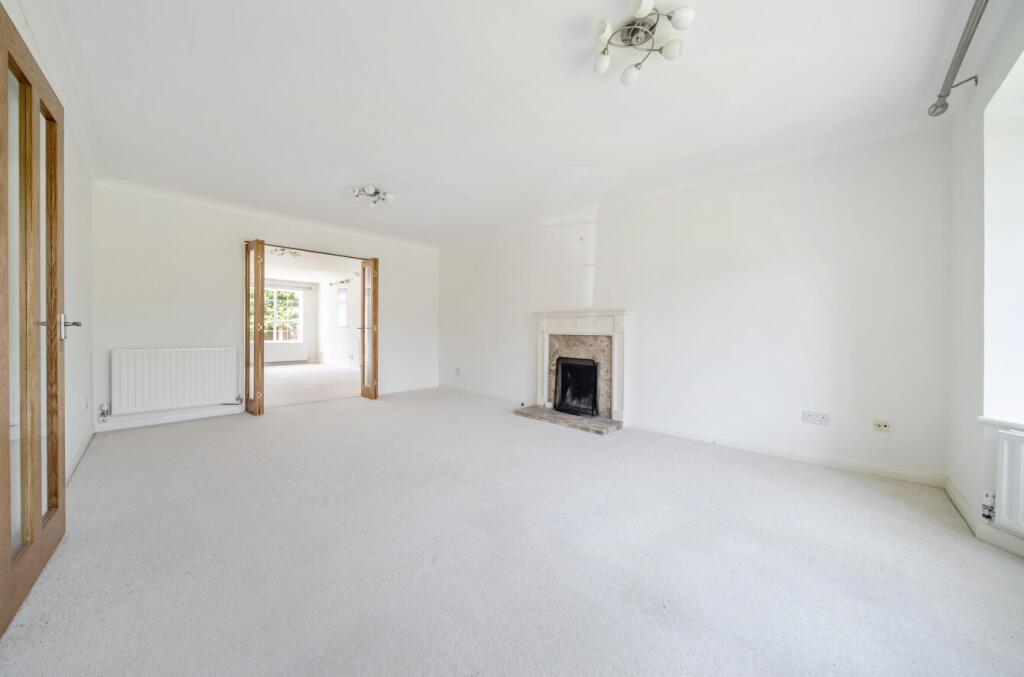 Phillips Close, Bargate Wood, Godalming, Surrey, GU7 - View 3