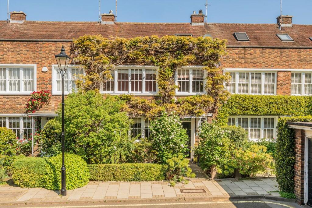 Main image of property: Caroline Place, Notting Hill