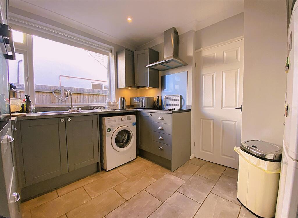 Keswick Close, Birstall, Leicester photo 3