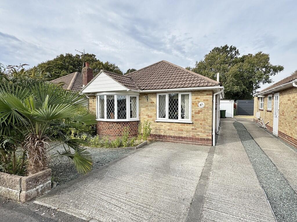 Main image of property: Oak Road, Fareham