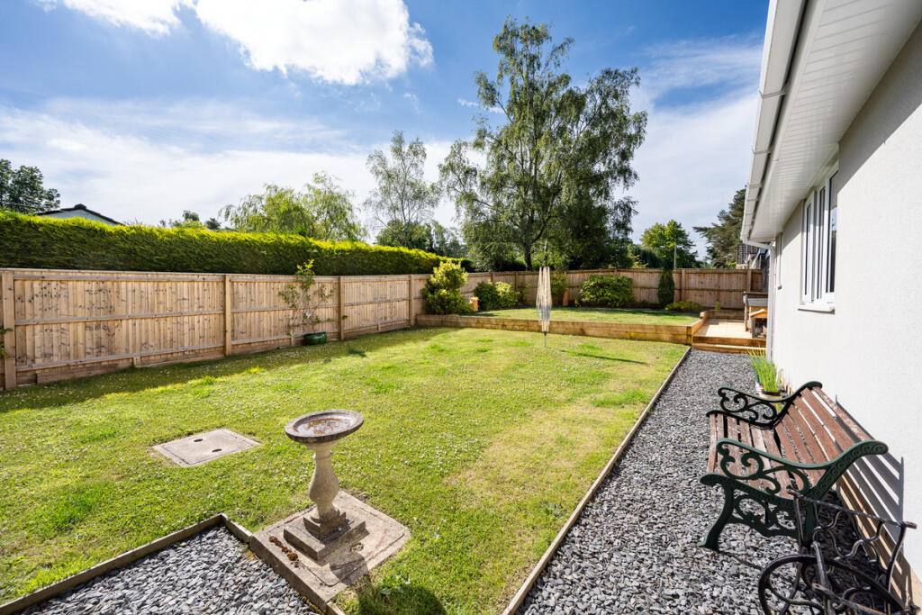 Ashley Drive North | Ashley Heath | BH24 photo 2