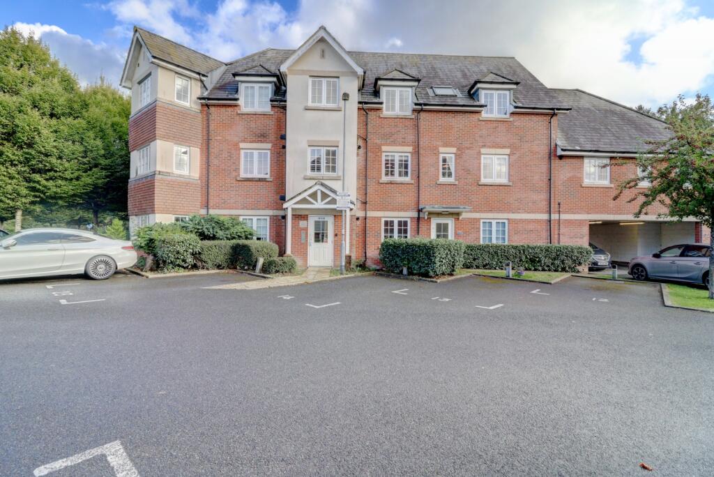 Main image of property: Wellesbourne Road, High Wycombe, Buckinghamshire, HP13