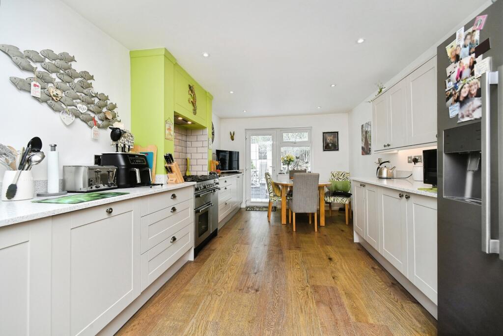 House in Brighton - View 4