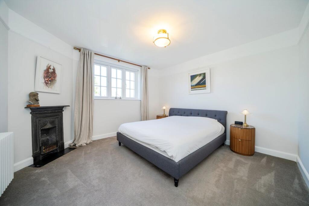 House in London - More
