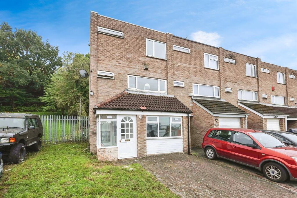 Main image of property: Kempton Park Road, BIRMINGHAM
