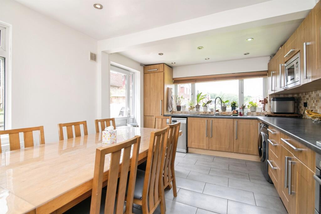 Priory Close, WEST BROMWICH - View 5