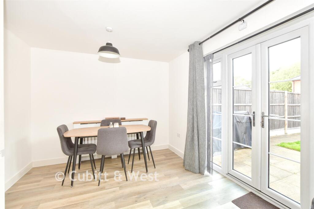 House in Lewes, Wivelsfield - View 5
