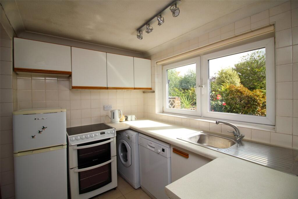 House in Southampton - More