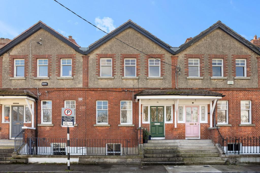 Main image of property: 15 Seafort Parade, Blackrock, Co Dublin, A94 H7T2