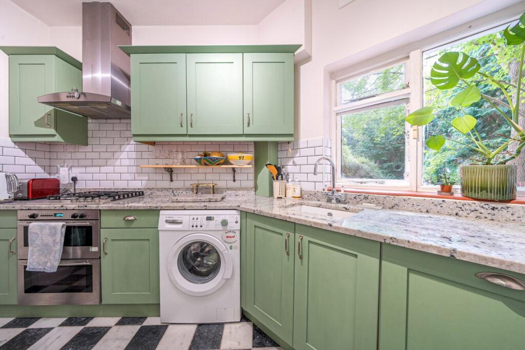 Old Hill, Chislehurst, BR7 photo 5