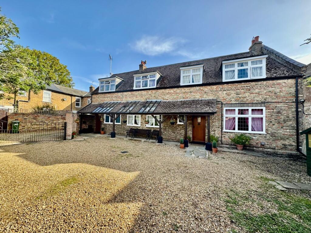 Main image of property: London Road, Chatteris, PE16
