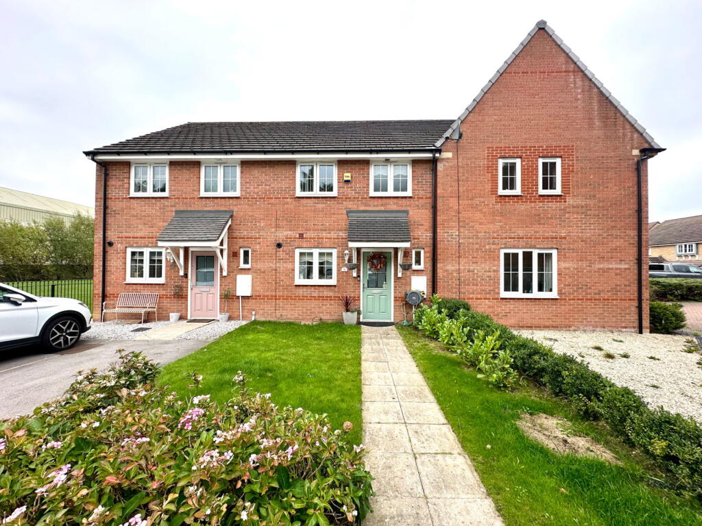 3-bed terraced on Mossley Place, Penistone, Sheffield, S36 6FH, £249,995
