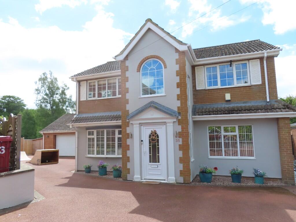 Main image of property: St. Clares Walk, Brigg, Lincolnshire, DN20