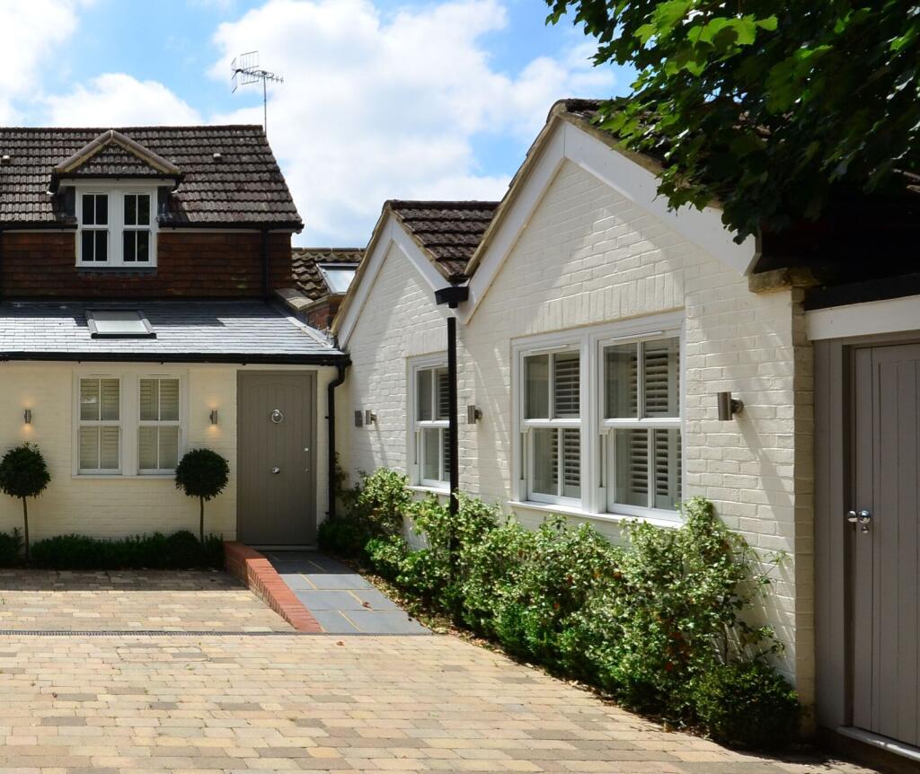 House in Guildford - View 4