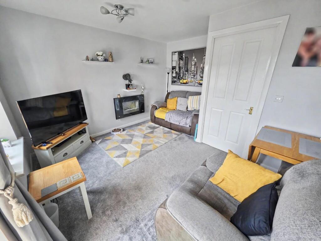 House in Rugby, New Bilton - View 3