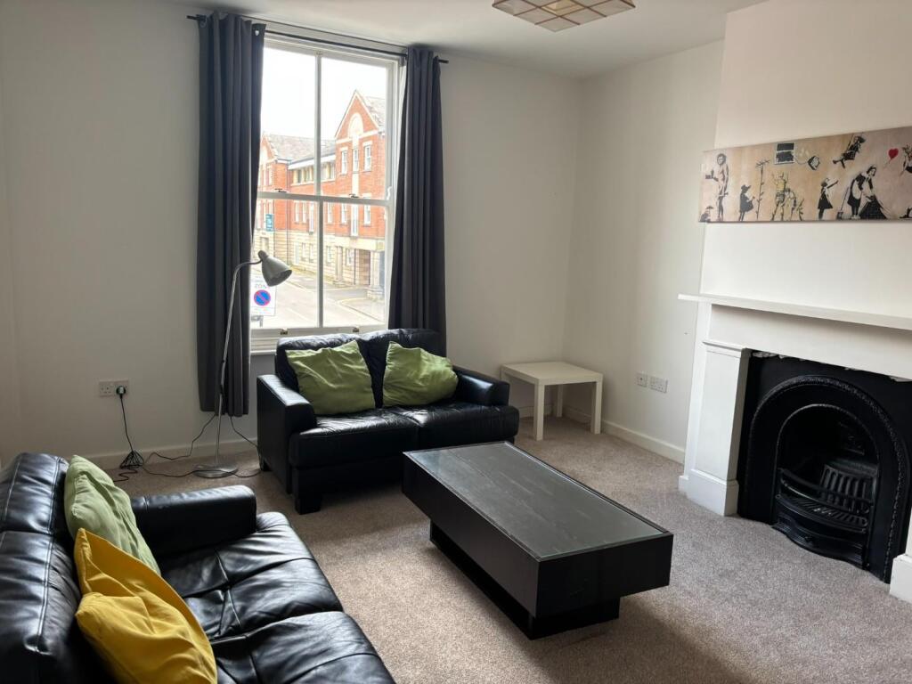 Apartment in Sheffield - View 4