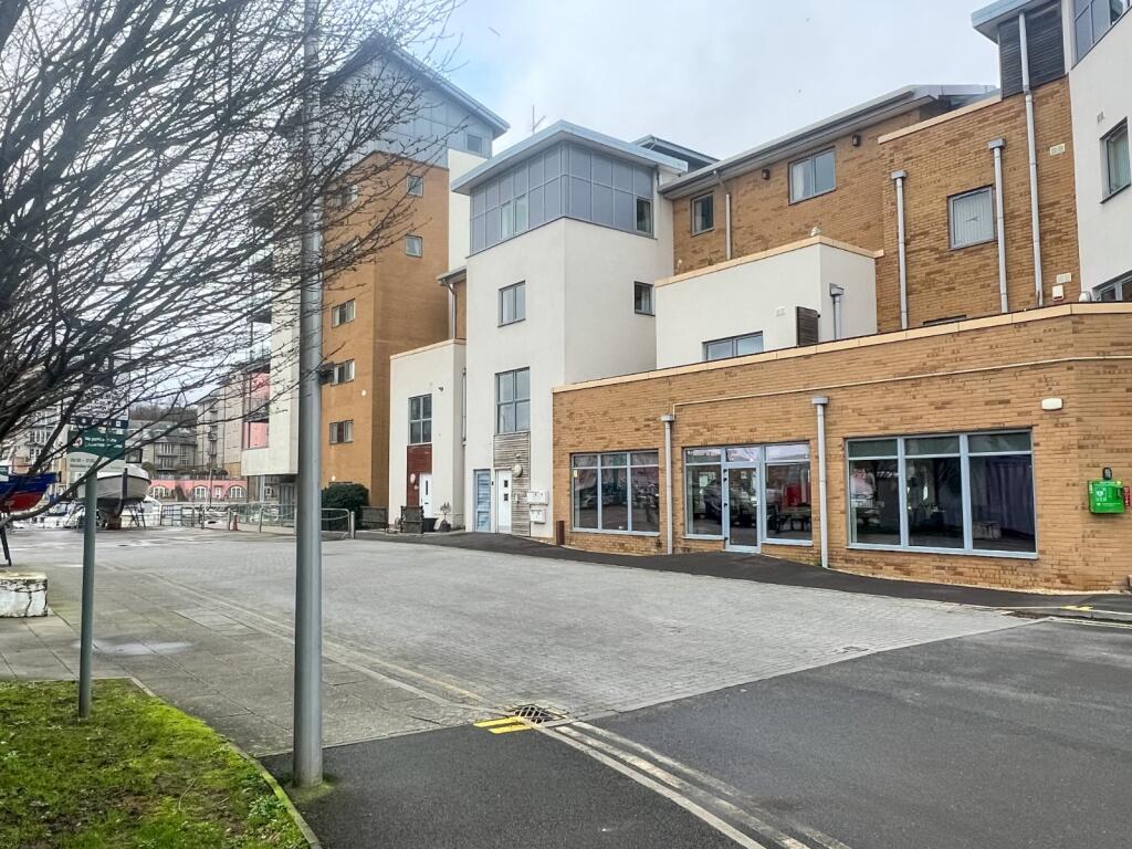 Main image of property: Mizzen Court, Portishead, Bristol, Somerset, BS20